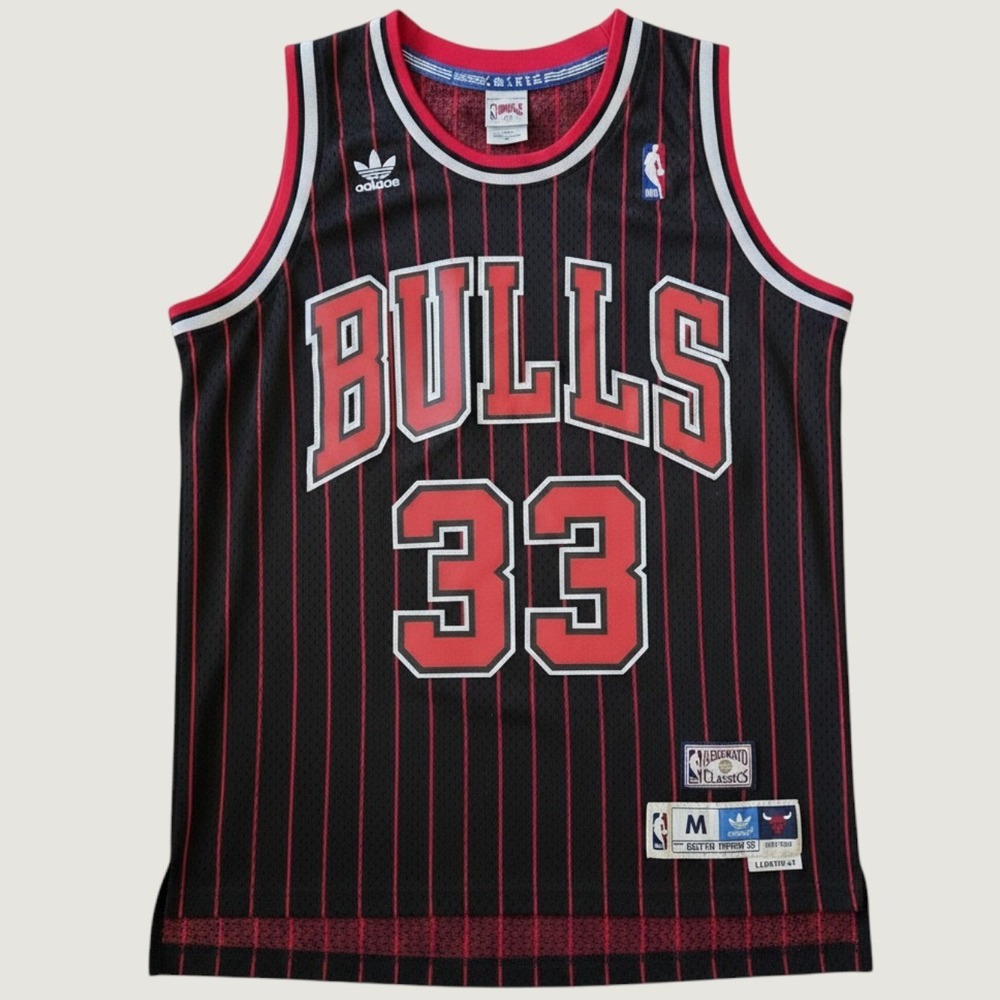 Adidas Scottie Pippen 33 Chicago Bulls Pinstripe Jersey NBA Hardwood Classics M